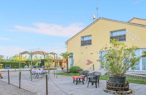 Codevigo House | 210 m² Maisonette ∙ 3 bedrooms ∙ 5 guests