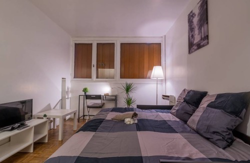 Belleville Apartment | 22 m² Apartment ∙ 2 guests