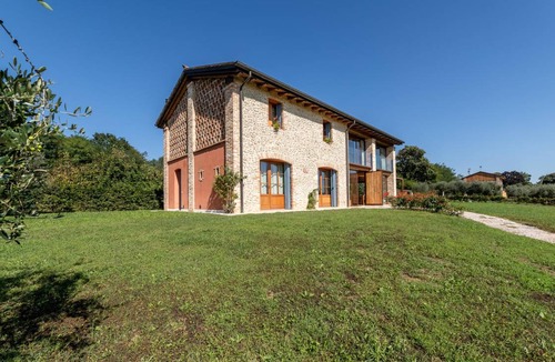 Venegazzu House | 220 m² House ∙ 5 bedrooms ∙ 14 guests
