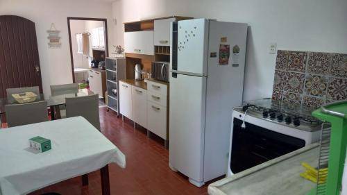 Sao Pedro da Aldeia House | 227 m² House ∙ 4 bedrooms ∙ 12 guests