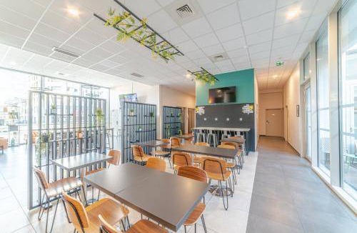 Petit-Ivry Hotel | 23 m² Hotel ∙ 5 guests