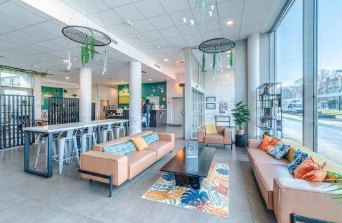 Petit-Ivry Hotel | 23 m² Hotel ∙ 5 guests