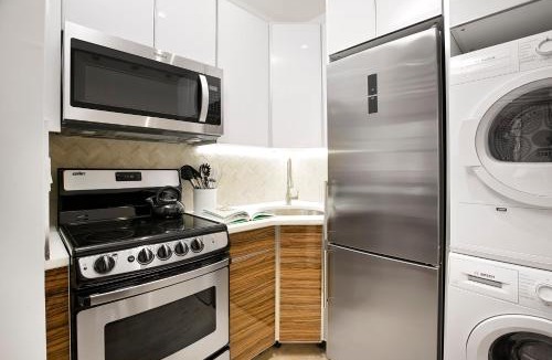 Peter Cooper Village Apartment | 24-6 Gramercy area Newly reno Studio W D in unit