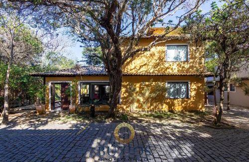 Praia Rasa House | 250 m² House ∙ 4 bedrooms ∙ 12 guests