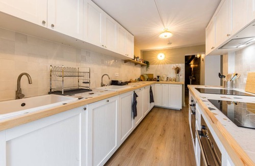 Alfortville Resort | 280 m² Private room ∙ 1 bedroom ∙ 1 guest