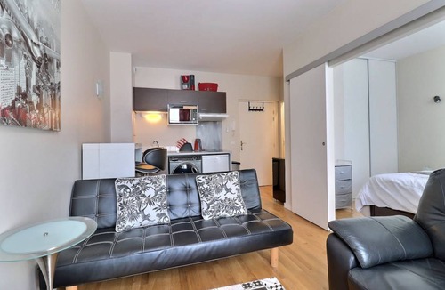 Hopital Saint-Louis Apartment | 29 m² Apartment ∙ 2 guests