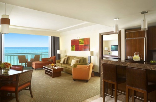 Paradise Island Condo | 2BR Oceanfront Suite – The Reef Atlantis, Full Kitchen & Balcony Sleeps 9