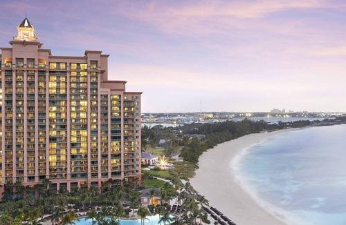 Paradise Island Condo | 2BR Oceanfront Suite – The Reef Atlantis, Full Kitchen & Balcony Sleeps 9