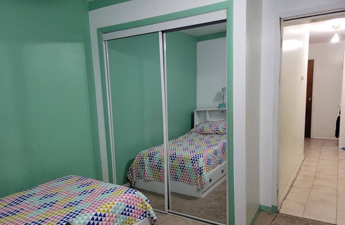 Canarsie House | 3 BEDROOMS HOUSE WITH WOOD FIREPLACE