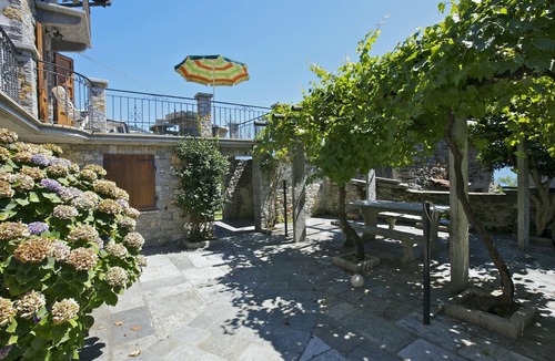 Cannero Riviera House | 3-room rustico with spacious outdoor area in an absolutely quiet & sunny location
