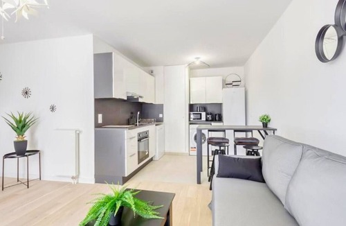 Le Plessis-Robinson Apartment | 3 rooms Standing 70 m² - RER B 20 min Paris