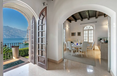 Malcesine Villa | 315 m² Villa ∙ 4 bedrooms ∙ 6 guests
