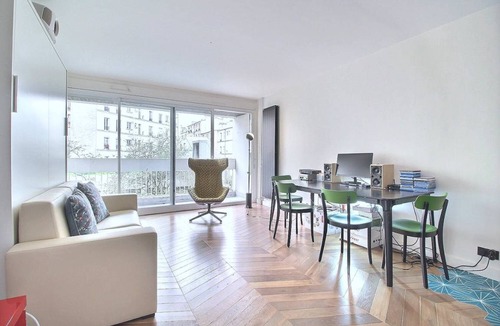 Hopital Saint-Louis Apartment | 32 m² Apartment ∙ 2 guests