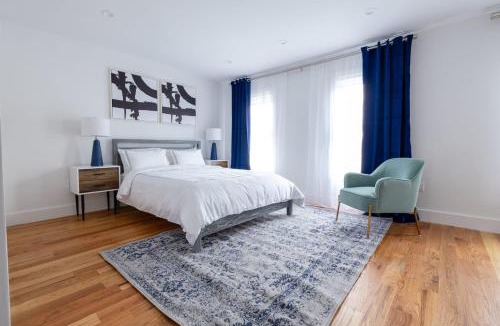 Williamsburg Apartment | 323-2 Specious 2BR Williamsburg
