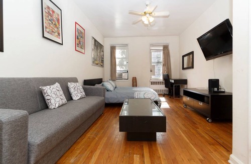 Upper East Side Apartment | 33 m² Studio flat ∙ 1 bedroom ∙ 2 guests