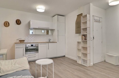 Quartier de Rochechouart Apartment | 34 m² Apartment ∙ 1 bedroom ∙ 2 guests