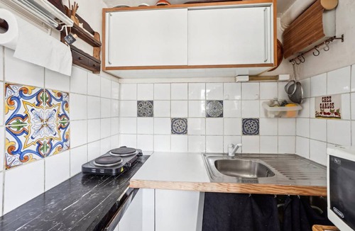 Hopital Saint-Louis Apartment | 35 m² Apartment ∙ 1 bedroom ∙ 3 guests