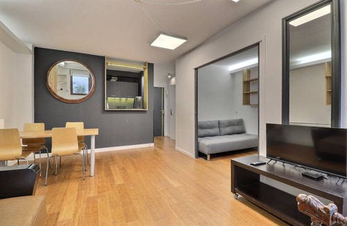 Hopital Saint-Louis Apartment | 37 m² Apartment ∙ 2 guests