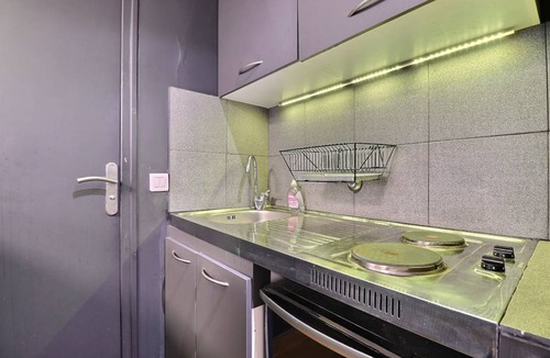 Hopital Saint-Louis Apartment | 37 m² Apartment ∙ 2 guests