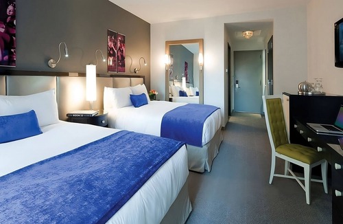 Rose Hill Hotel | 4 Relaxing Superior 2 Queens, at the Royalton Park Avenue, Pet-friendly!