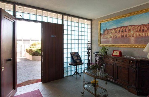 Castel d'Azzano Bed & Breakfast | 40 m² Bed and breakfast ∙ 10 guests