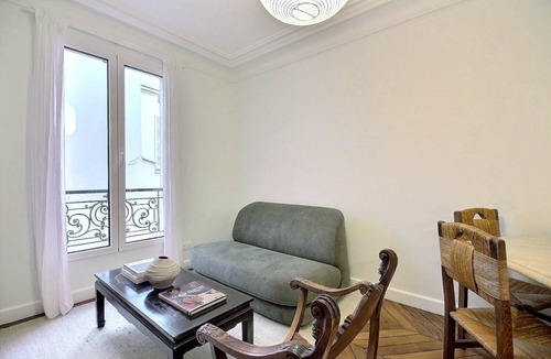 Quartier de Rochechouart Apartment | 41 m² Apartment ∙ 1 bedroom ∙ 2 guests