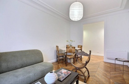 Quartier de Rochechouart Apartment | 41 m² Apartment ∙ 1 bedroom ∙ 2 guests