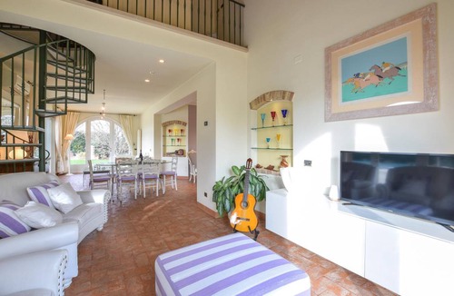 Vedelago House | 441 m² House ∙ 4 bedrooms ∙ 8 guests