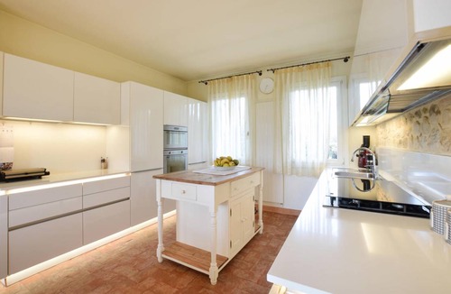 Vedelago House | 441 m² House ∙ 4 bedrooms ∙ 8 guests