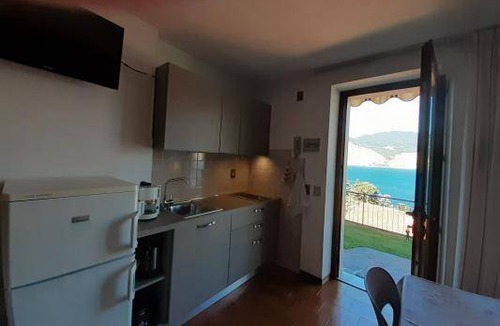 Malcesine Apartment | 45 m² Apartment ∙ 2 guests