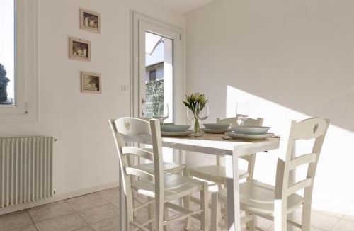 Funes Apartment | 45 minutes to Venice - By Flora