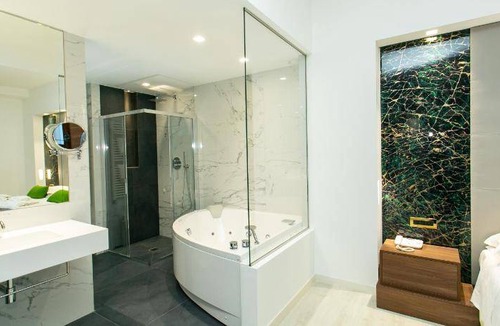 Abano Terme Hotel | 49 m² Hotel ∙ 127 guests