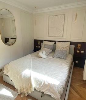 Faubourg-du-Roule Apartment | 4P 1BR - Fully Renovated with AC - Champs-Elysées