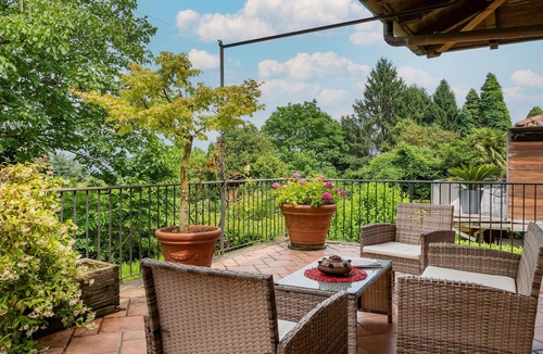 Vedasco House | 5 bedroom pet friendly home in Stresa