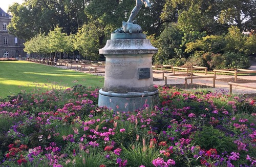 Montparnasse Apartment | 5-room apartment jardin du Luxembourg grand piano
