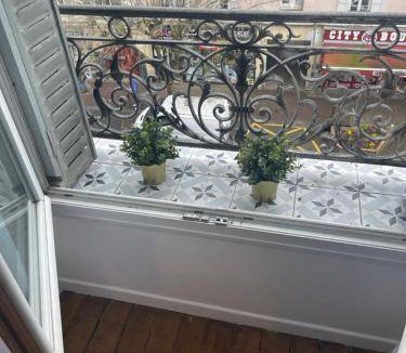 Villeneuve-Saint-Georges Apartment | 52 m² Apartment ∙ 2 bedrooms ∙ 4 guests