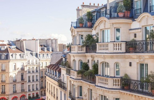 Saint-Germain-des-Pres Hotel | 65 m² Hotel ∙ 8 guests