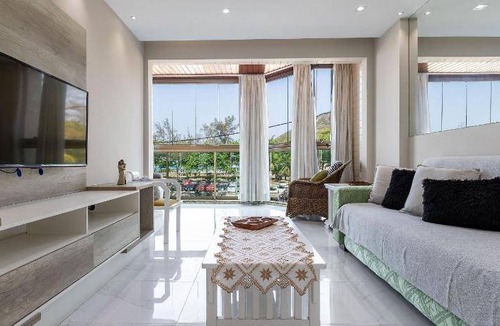 Recreio dos Bandeirantes Apartment | 70 m² Apartment ∙ 2 bedrooms ∙ 4 guests