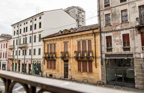 Vicenza Apartment | 70 m² Apartment ∙ 2 bedrooms ∙ 4 guests