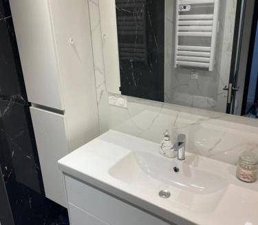 Gagny Apartment | 72 m² Apartment ∙ 1 bedroom ∙ 6 guests