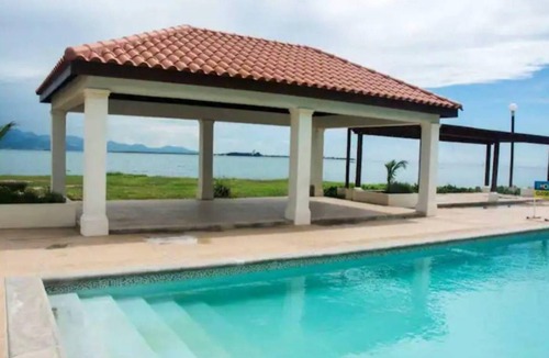 Portmore Apartment | 75 m² Apartment ∙ 2 bedrooms ∙ 4 guests