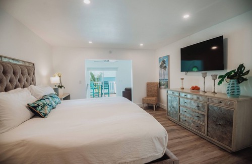 Great Guana Cay Hotel | #8 - Guana Beach Inn @sunset beach, Guana Cay