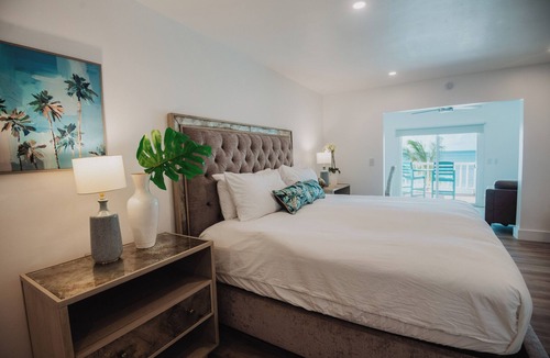 Great Guana Cay Hotel | #8 - Guana Beach Inn @sunset beach, Guana Cay