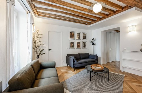 Val-de-Grace Apartment | 80 m² Apartment ∙ 4 bedrooms ∙ 8 guests