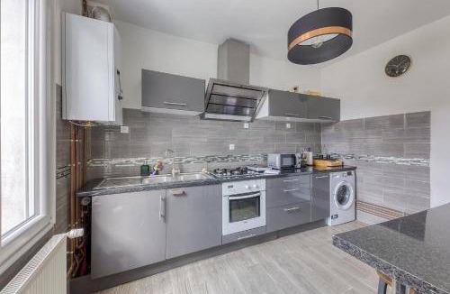 Alfortville Apartment | 80 m² Apartment ∙ 3 bedrooms ∙ 6 guests