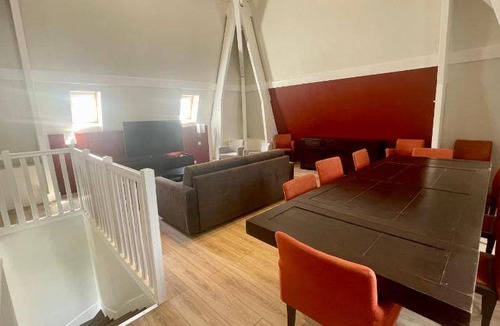 Le Plessis-Robinson Apartment | 80 m² Serviced apartment ∙ 6 guests