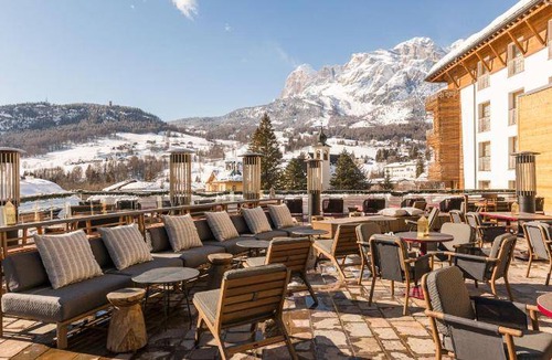 Cortina d'Ampezzo Hotel | 81 m² Hotel ∙ 127 guests