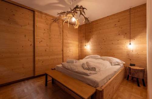 Cortina d'Ampezzo Apartment | 90 m² Apartment ∙ 3 bedrooms ∙ 6 guests