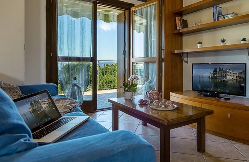 Pacengo Apartment | 90 m² Apartment ∙ 2 bedrooms ∙ 7 guests
