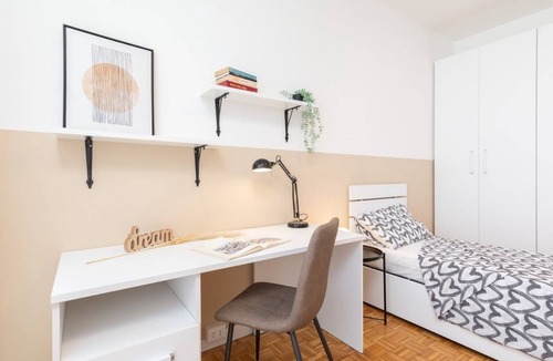 Historic Centre Other | 94 m² Shared room ∙ 1 bedroom ∙ 1 guest